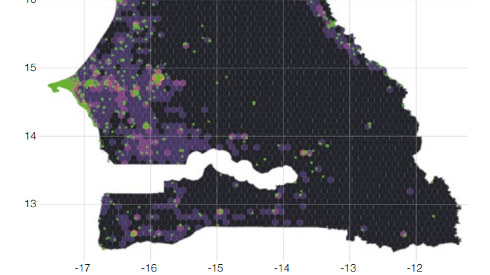 black and purple heat map showing population density vs distance to remittance agent in Senegal.
